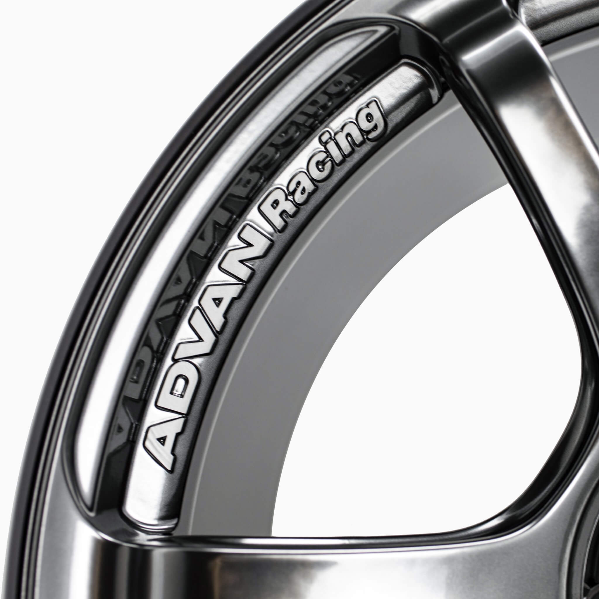 ADVAN RG-4 Wheel - 18x9.5 / +38 / 5x114.3 - Racing Hyper Black & Ring - Angle 4