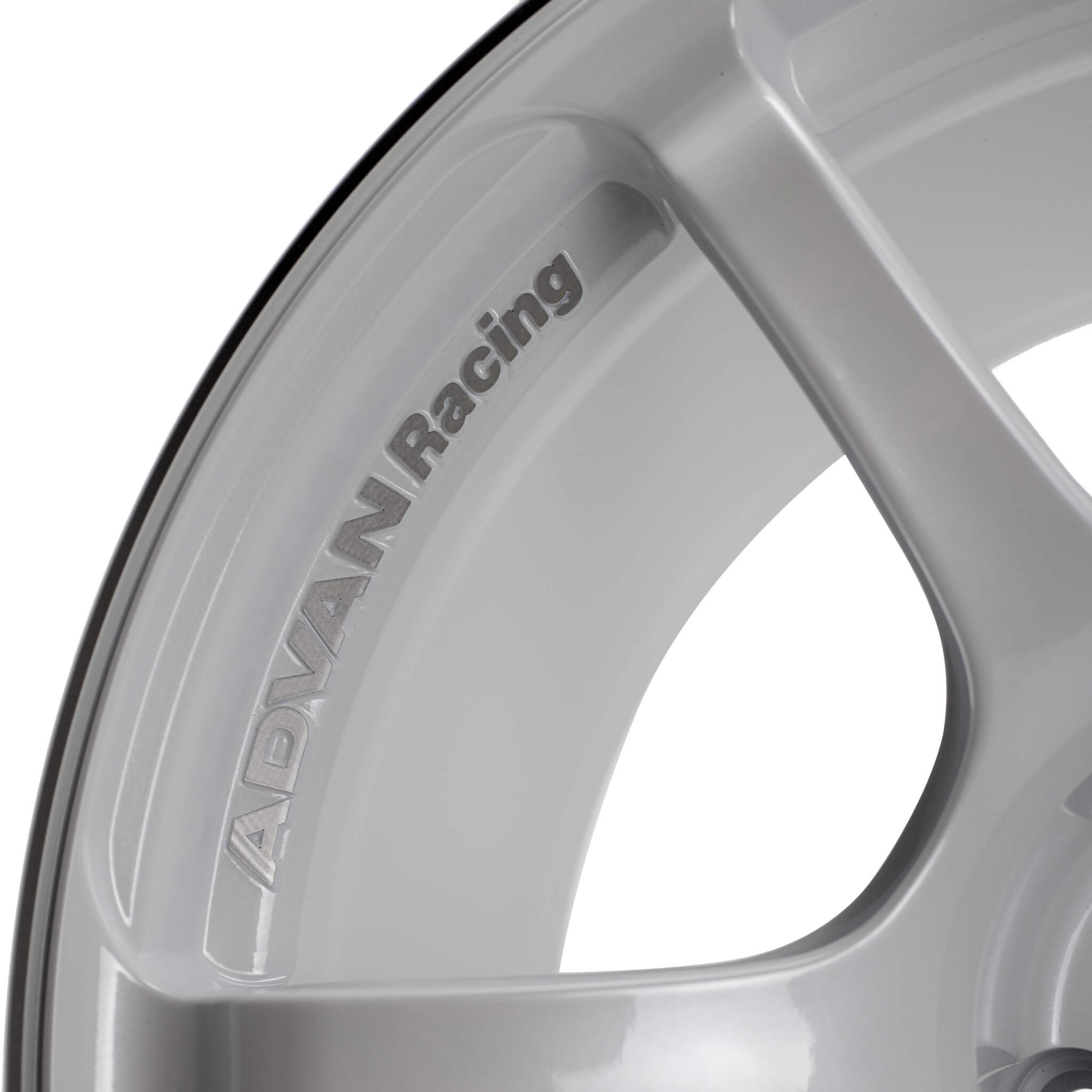 ADVAN RG-4 Wheel - 18x9.5 / +45 / 5x114.3 - Racing White Metallic & Ring - Angle 5
