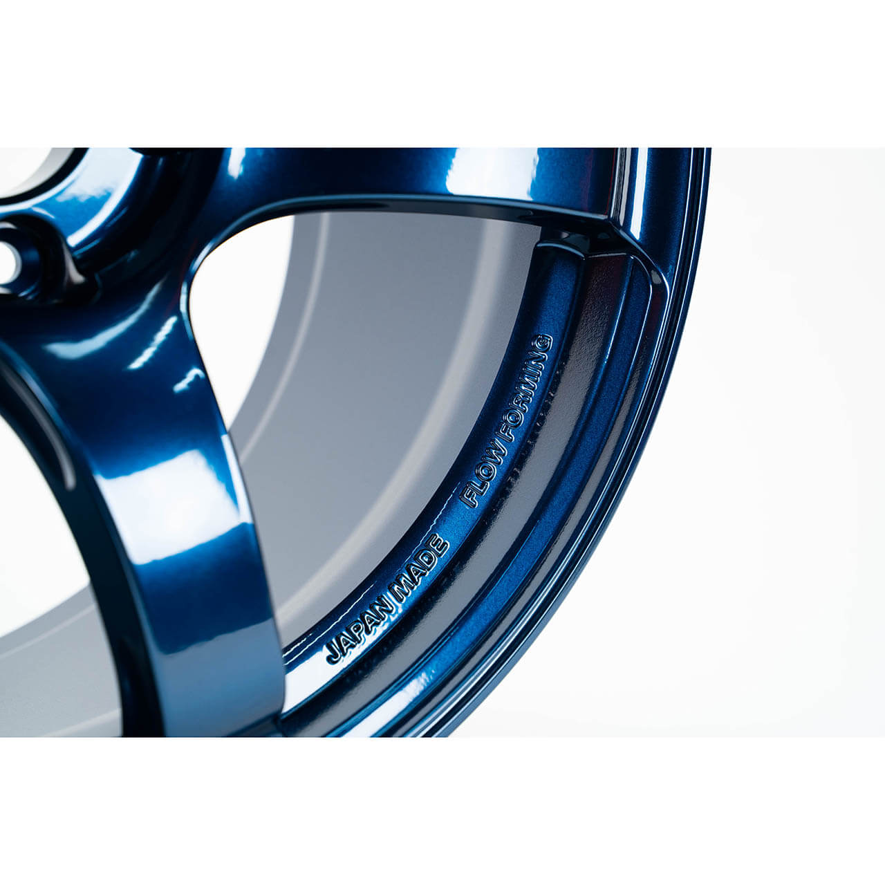 ADVAN TC-4 Wheel - 18x9.5 / +38 / 5x120 - Racing Indigo Blue (No Ring) - Angle 6