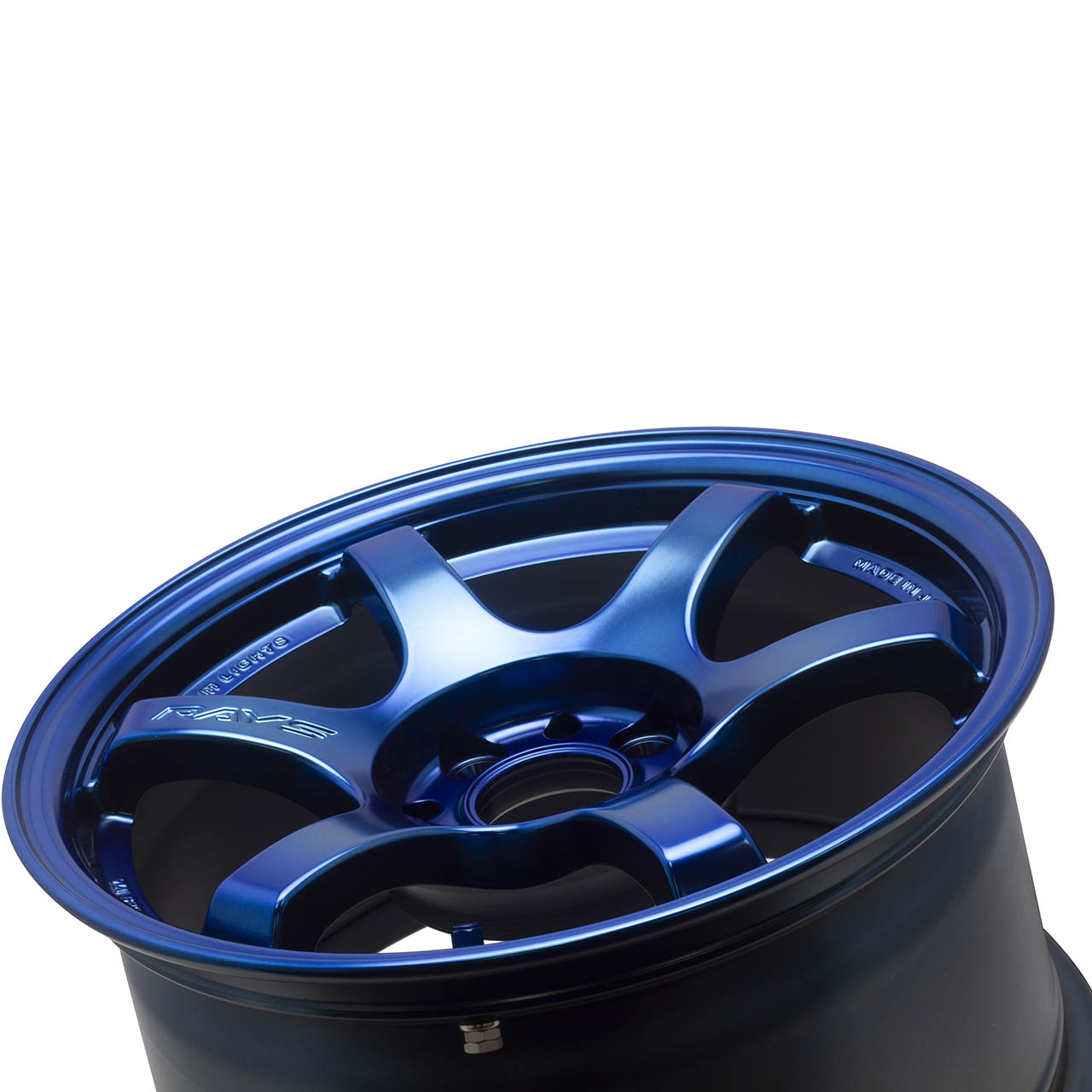 Gram Lights 57DR Wheel - 18x10.5 / +22 / 5x114.3 - Spatta Blue - Angle 4