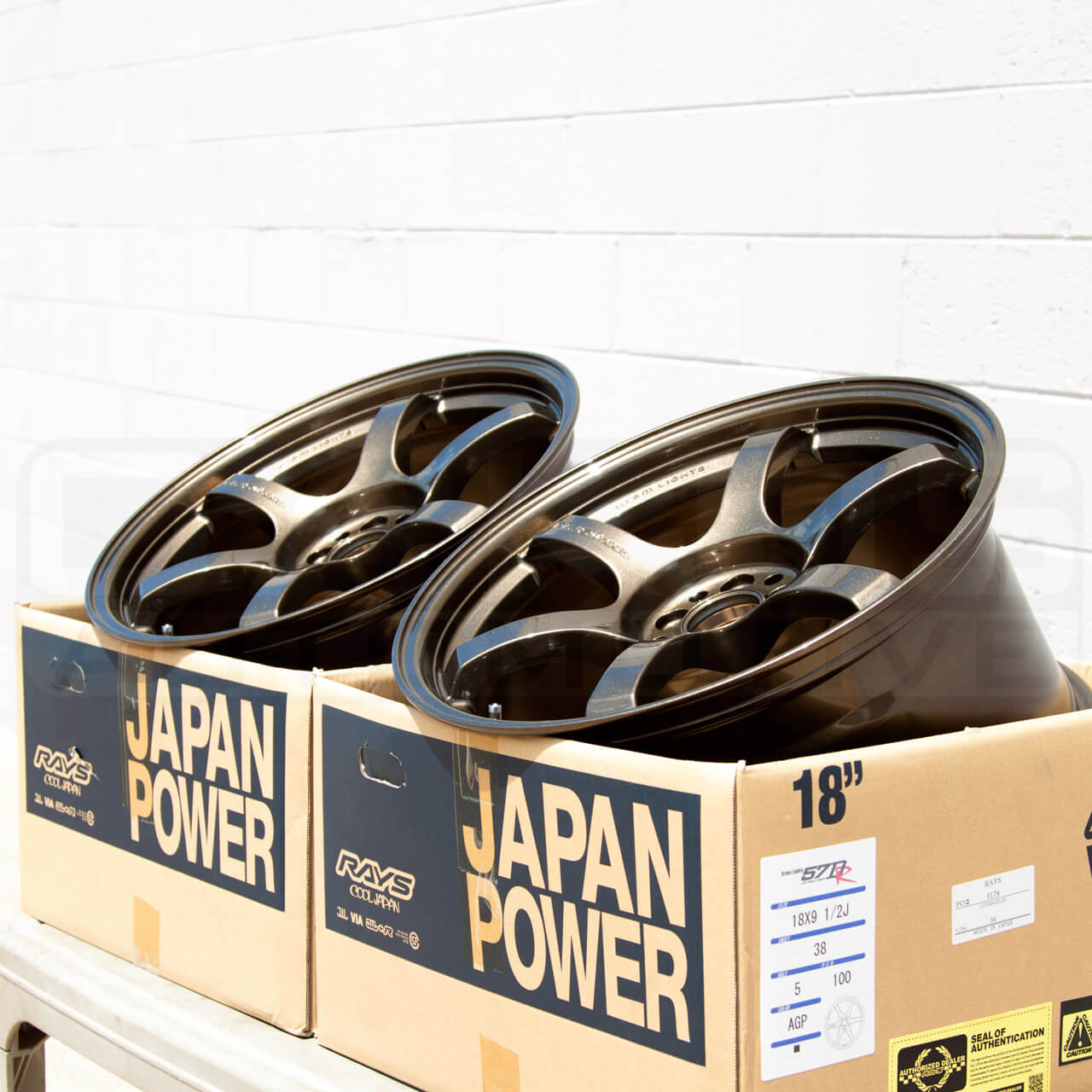 Gram Lights 57DR Wheel - 18x9.5 / +38 / 5x114.3 - Almite Gold - Angle 5