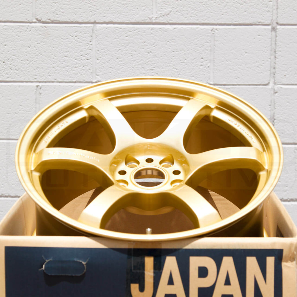 Gram Lights 57DR Wheel - 18x9.5 / +38 / 5x114.3 - E8 Gold - Angle 2