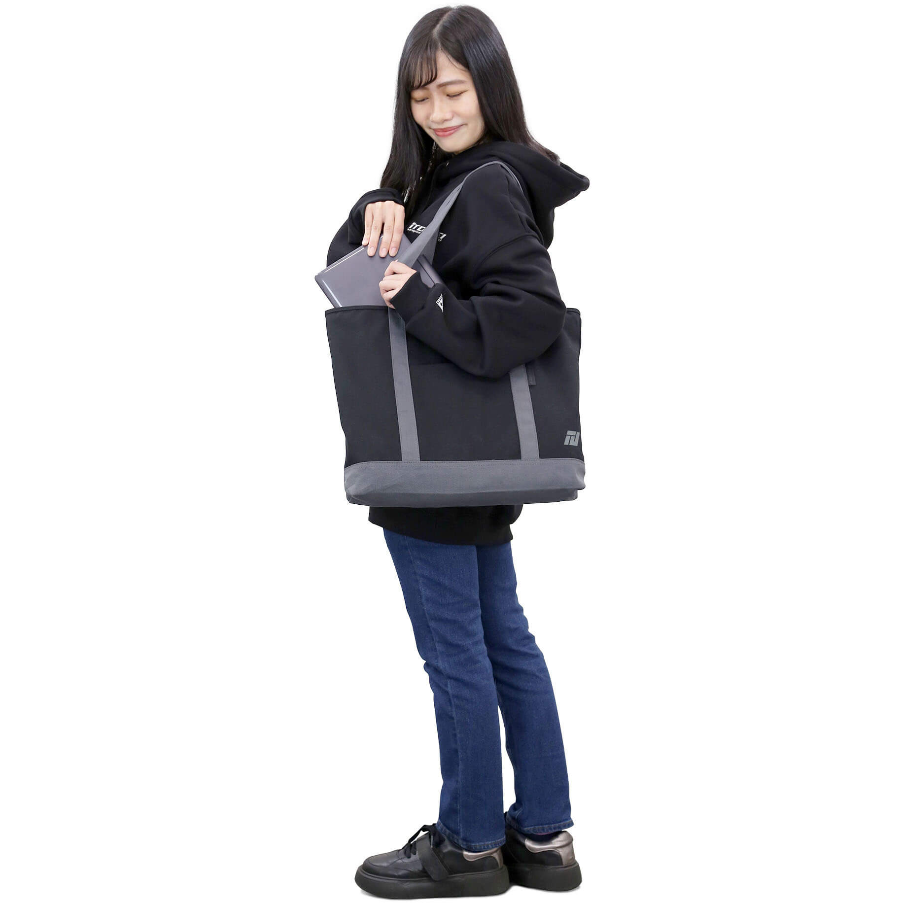 Tomei Zip Tote Bag (Black) - Angle 4