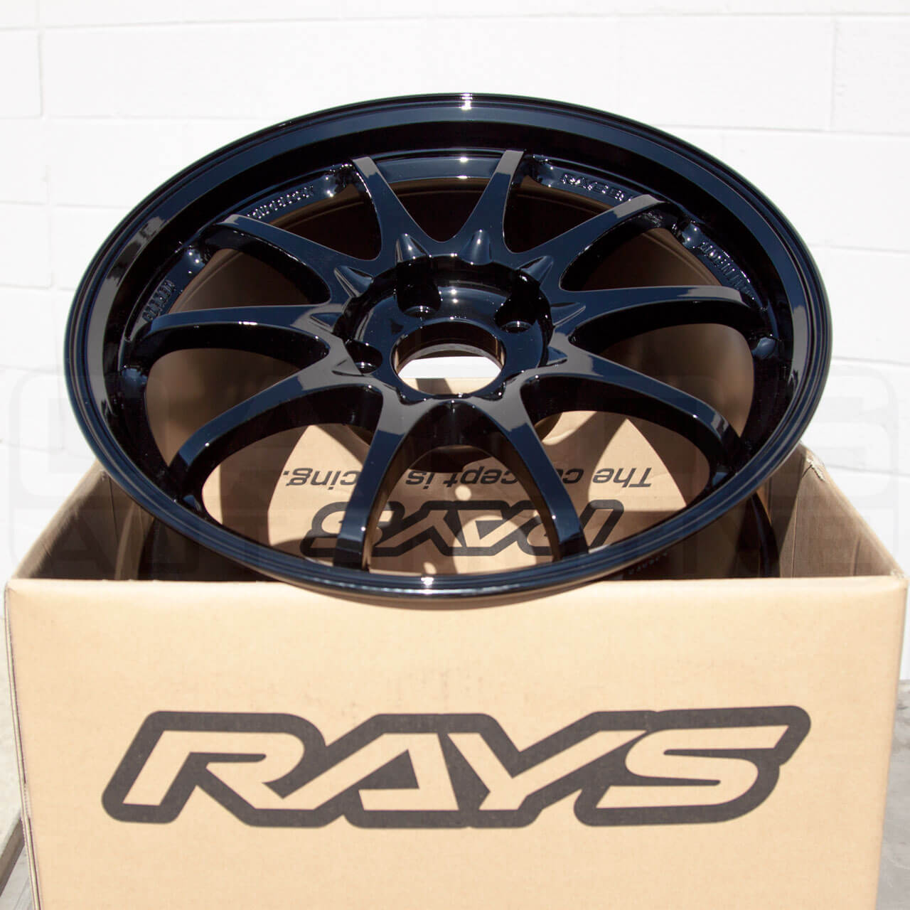 Volk Racing CE28SL Wheel - 17x9 / +45 / 5x114.3 - Gloss Black - Angle 6